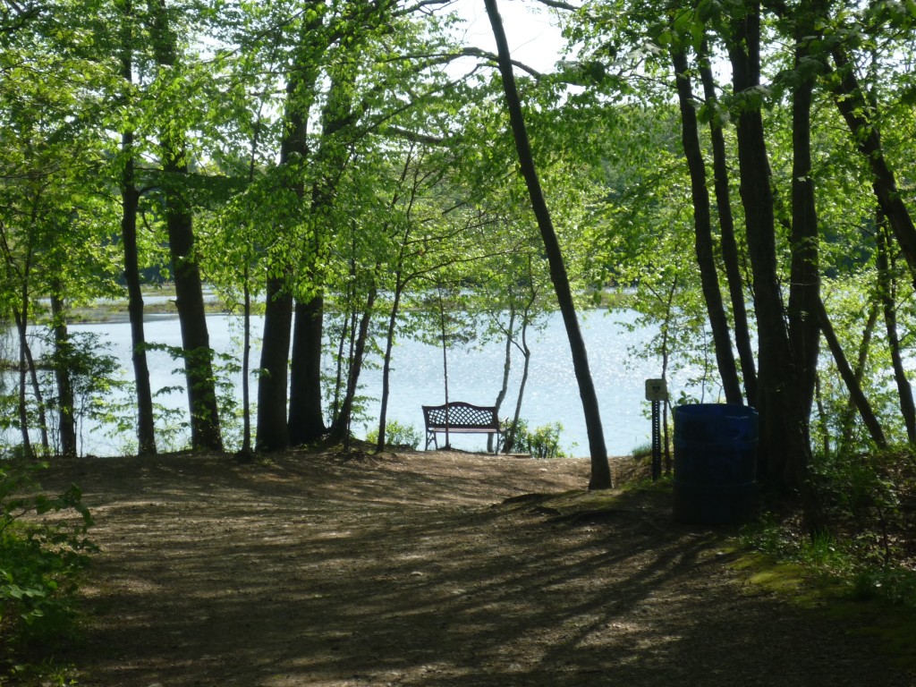 Picture of pond and trail, Borderland State Park