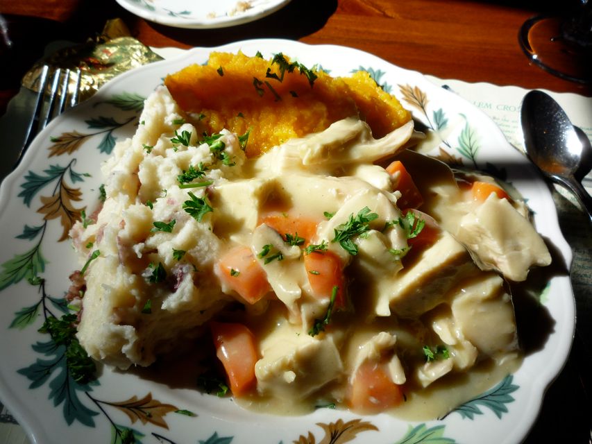 Image of chicken pie from Salem Cross Inn, West Brookfield MA