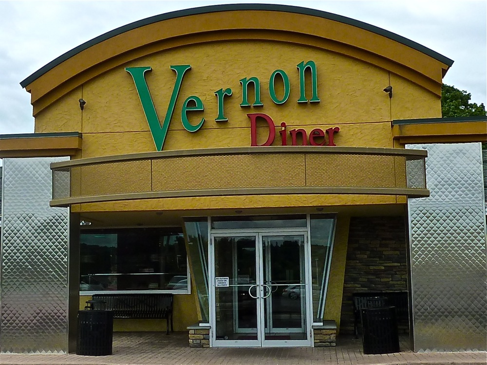 Vernon Diner, Vernon, Connecticut.